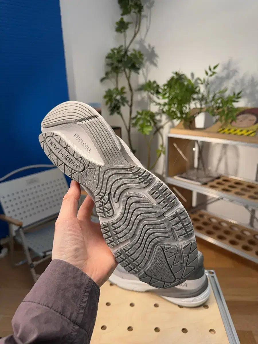 thumbnail-4